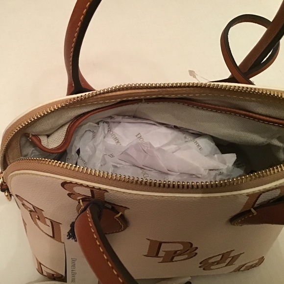 Dooney & Bourke Domed Crossbody/HandBag - Picture 7 of 8